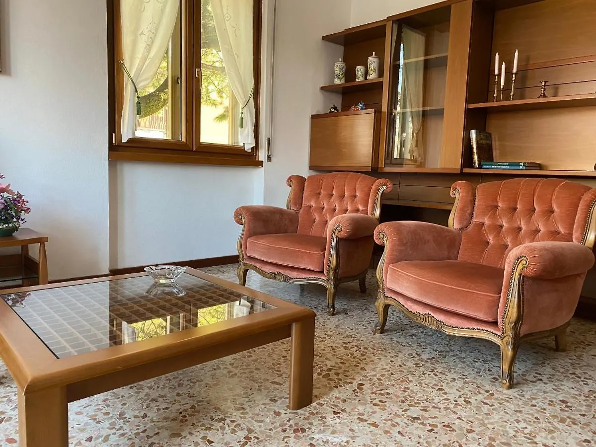 Holiday home Villino Carla Villa Lipomo Italy